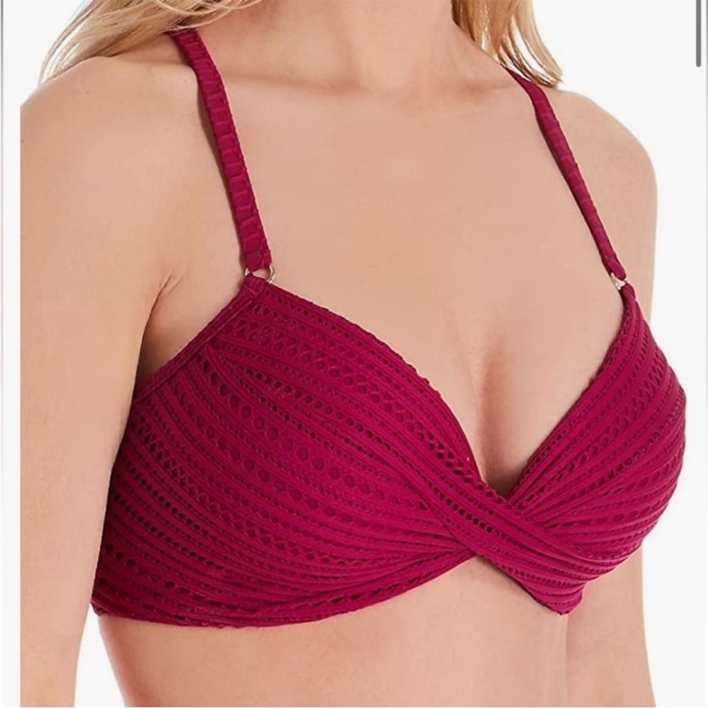 NWT Robin Piccone Women's Perla Mixed
Crochet Bikini Top